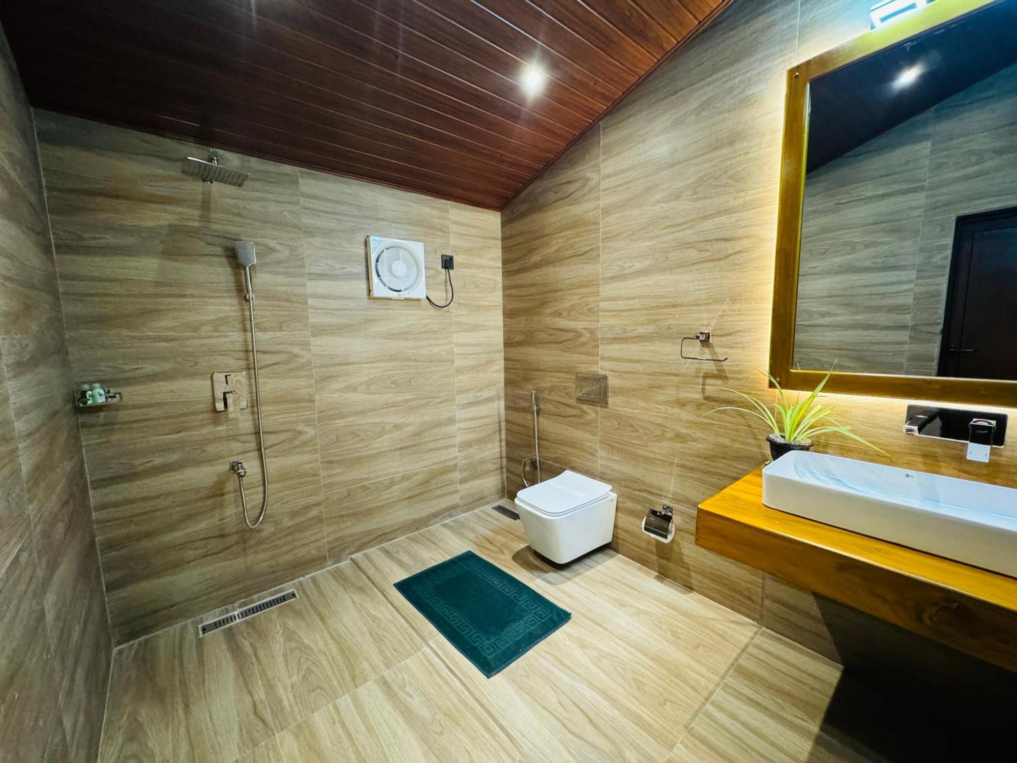 Hotel River Front Tissamaharama Exterior photo